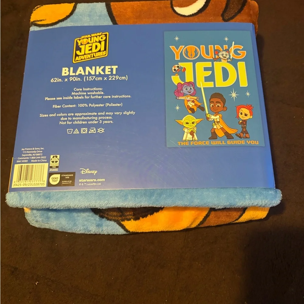 Disney Young Jedi Adventures Blanket -‎ Blue and Orange